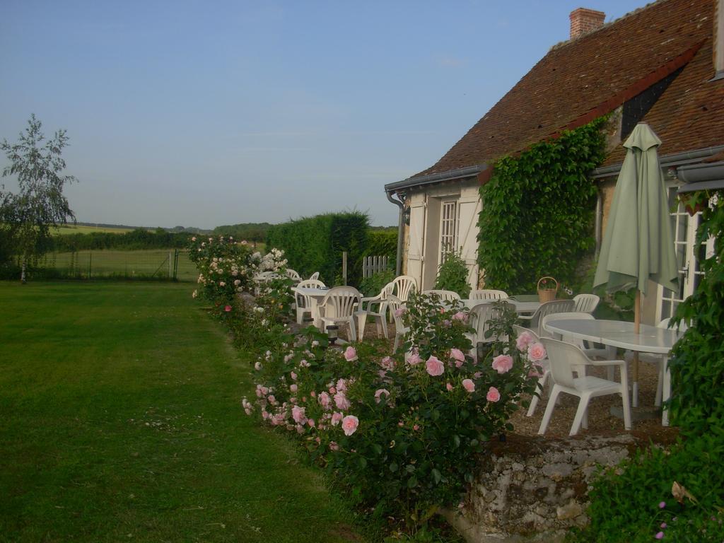 Le Clos Du Golf Dame-Marie-les-Bois Exterior foto