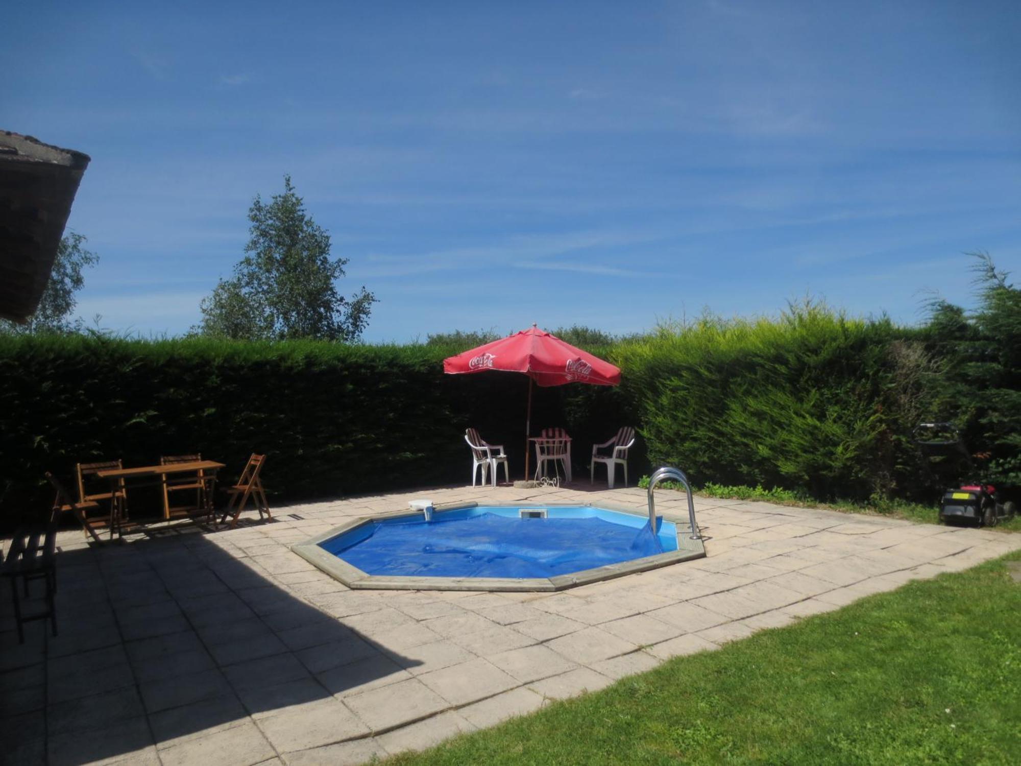 Le Clos Du Golf Dame-Marie-les-Bois Exterior foto